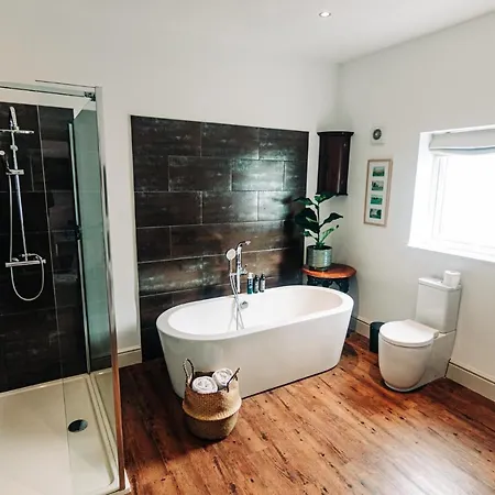 The Marmot 3* Harrogate